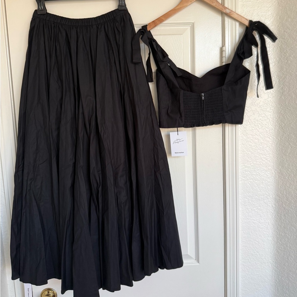 NWT Reformation Magnolia Two Piece Skirt Set Midi Skirt And Top Size 8 Black - Picture 6 of 8